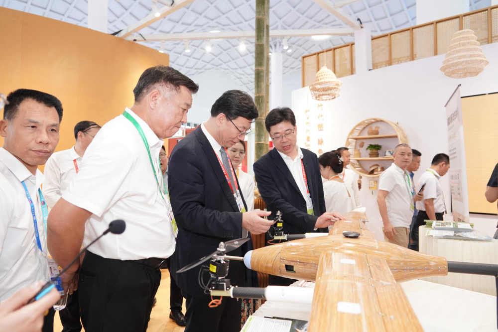 国际竹藤中心应邀参加第六届消博会“以竹代塑”国际主题活动-3